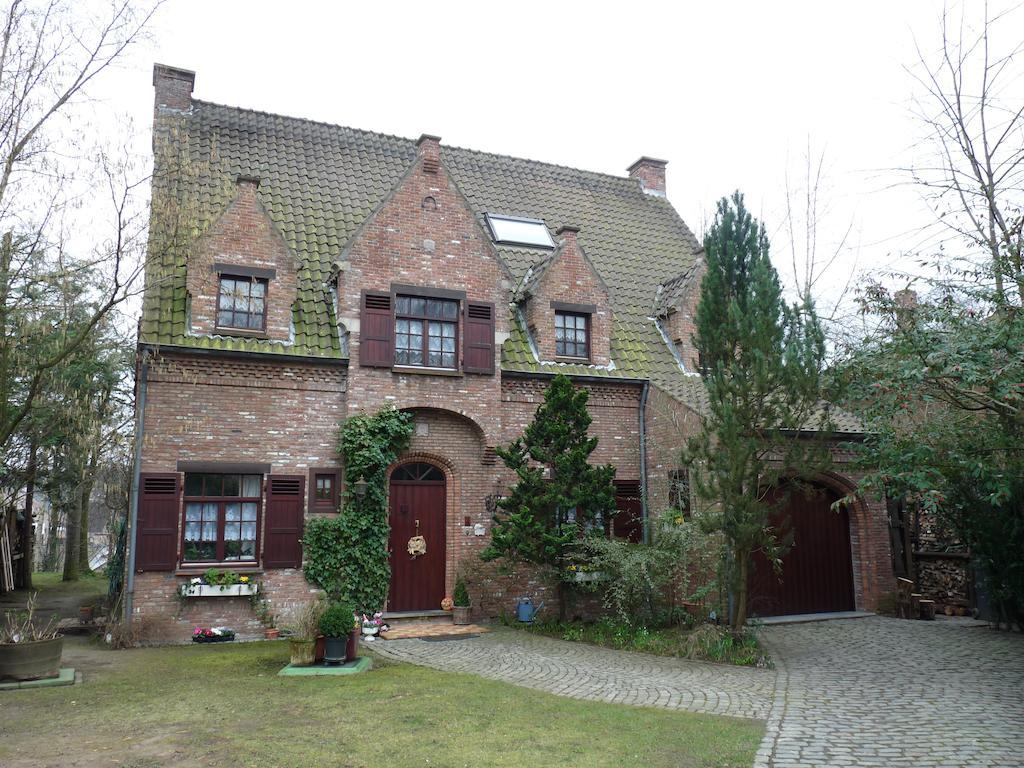 B&B 'T Nieuw Lijsternest Wezembeek-Oppem ภายนอก รูปภาพ