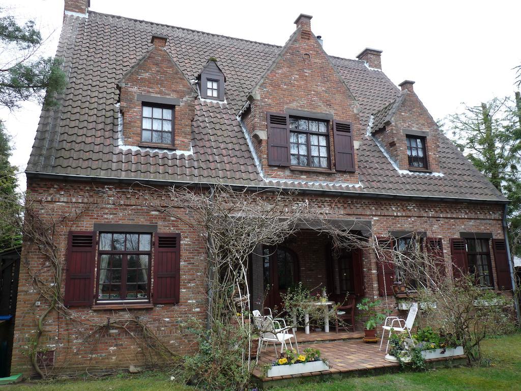 B&B 'T Nieuw Lijsternest Wezembeek-Oppem ภายนอก รูปภาพ