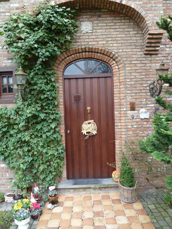 B&B 'T Nieuw Lijsternest Wezembeek-Oppem ภายนอก รูปภาพ